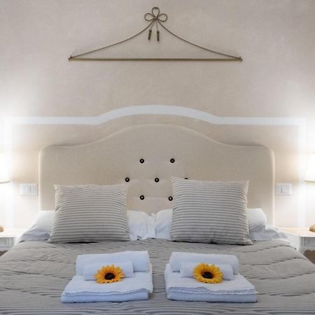 Residenza Centro Storico Hotel ลุคคา ภายนอก รูปภาพ