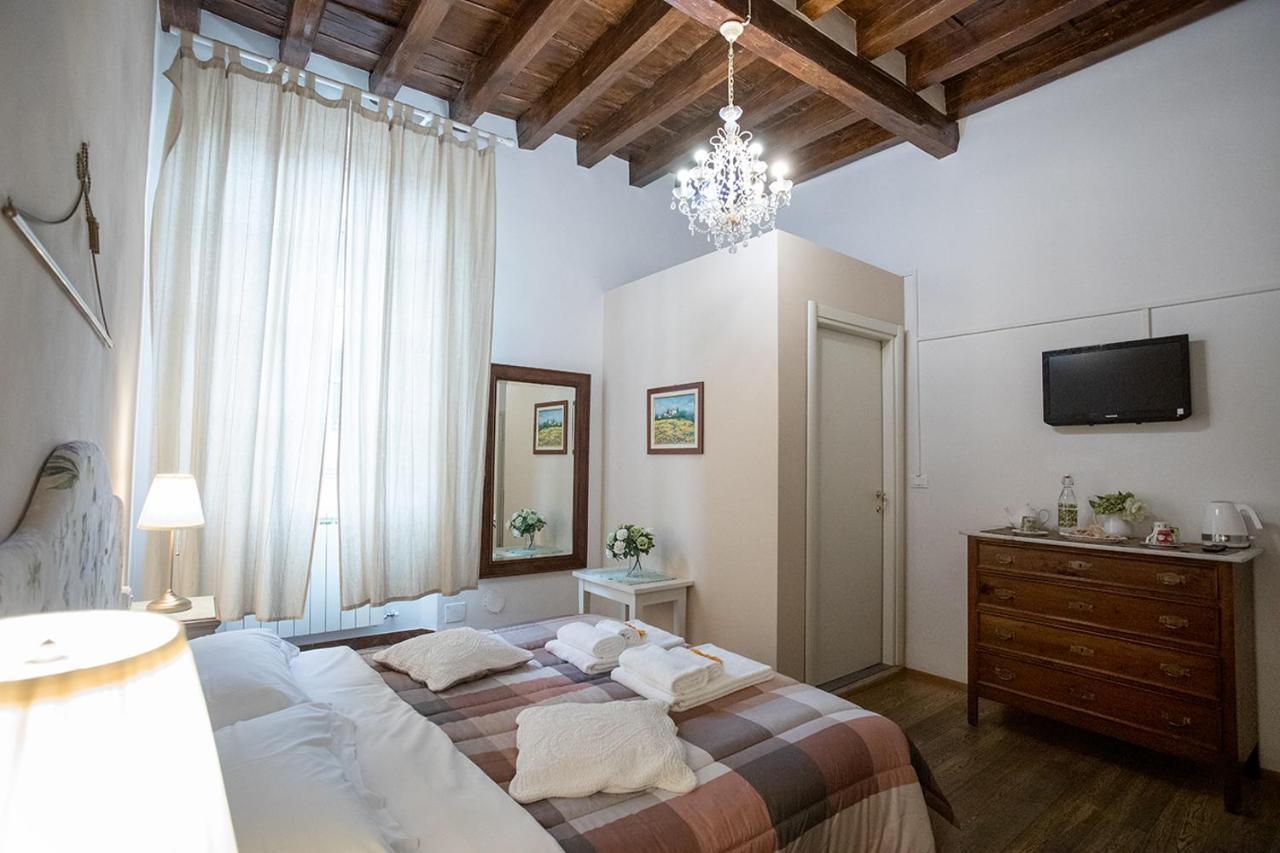 Residenza Centro Storico Hotel ลุคคา ภายนอก รูปภาพ