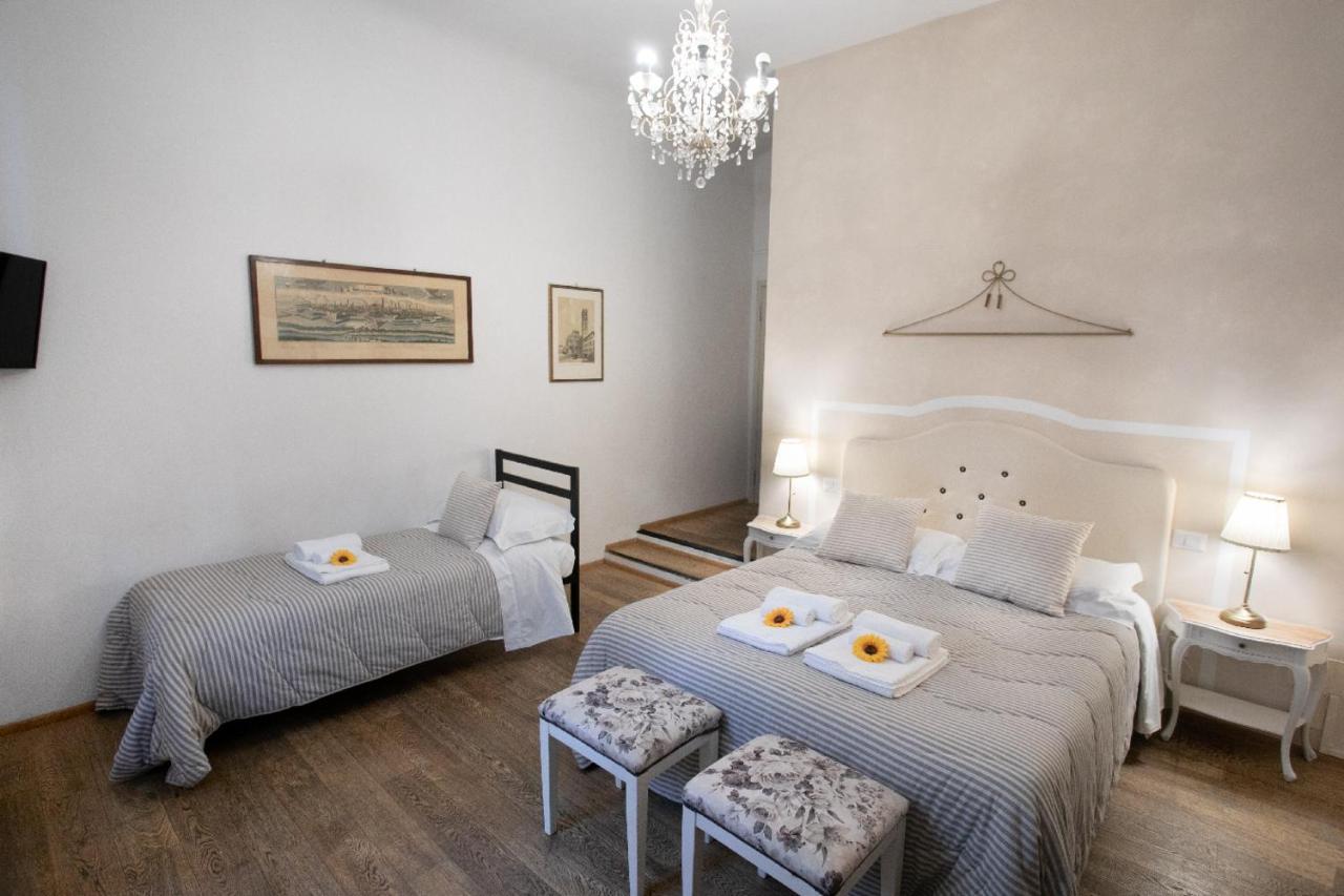 Residenza Centro Storico Hotel ลุคคา ภายนอก รูปภาพ