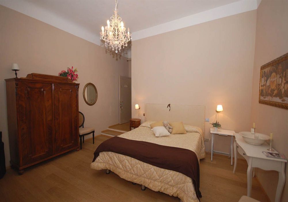 Residenza Centro Storico Hotel ลุคคา ภายนอก รูปภาพ